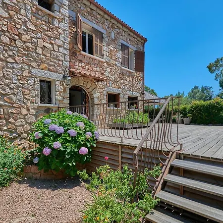 Otel Shegara Porto-Vecchio (Corsica)