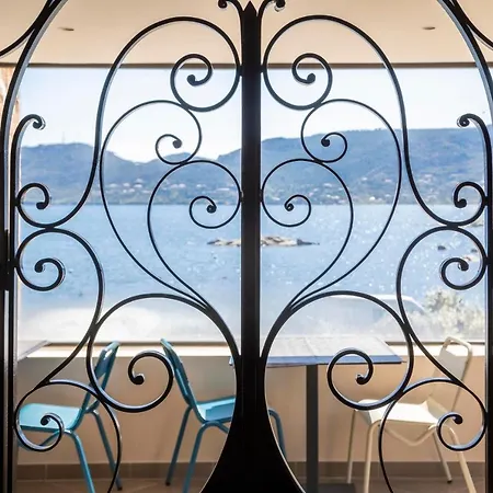 Shegara Ξενοδοχείο 3*