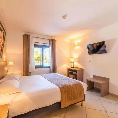 ホテル シュガラ ポルトヴェッキオ